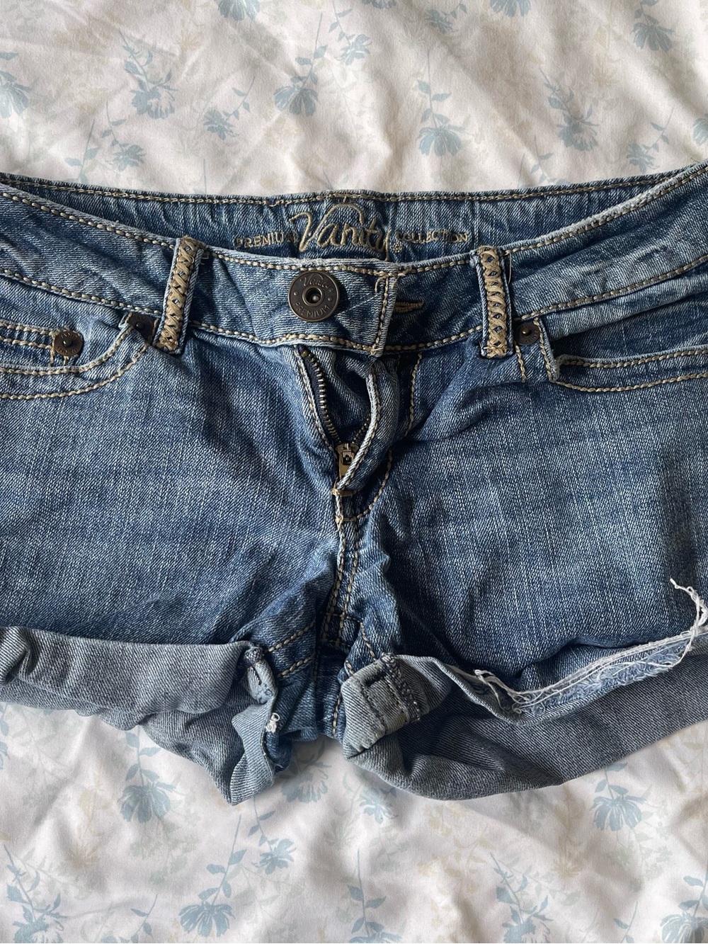 Jeans Subcategory Identification